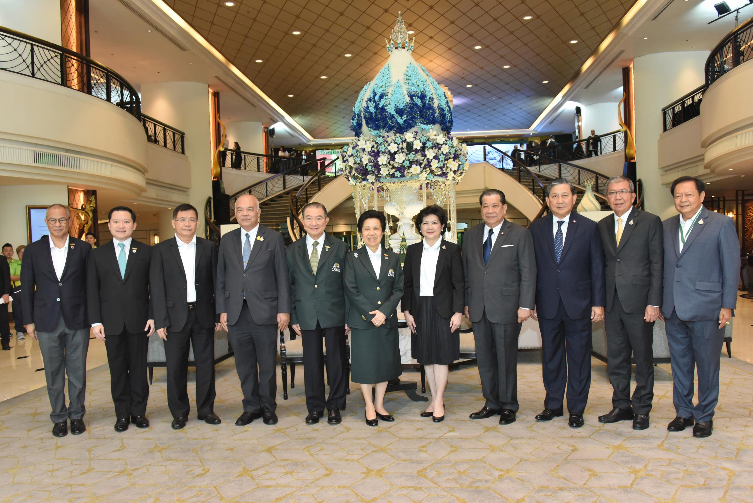 4 ต.ค. 62 มท.1 รับมอบผ้าห่ม ไทยเบฟ..รวมใจ ต้านภัยหนาว